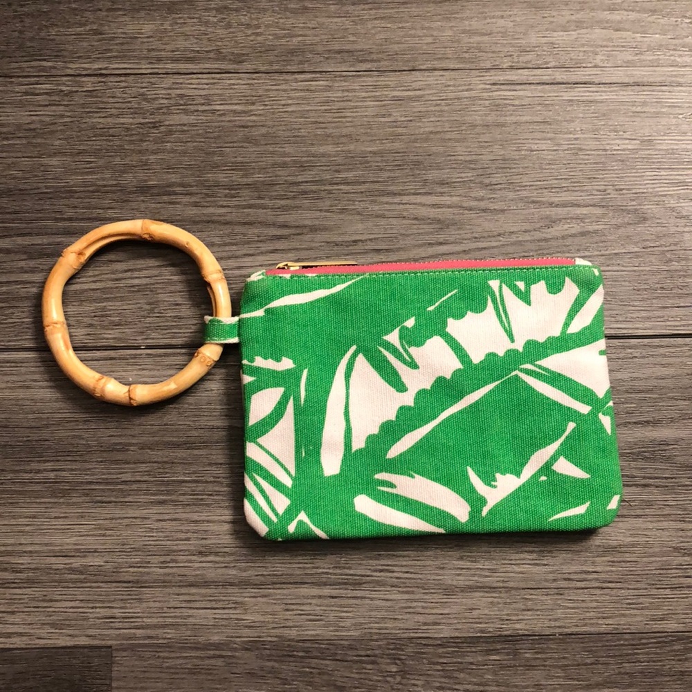 Lilly Palm Wristlet